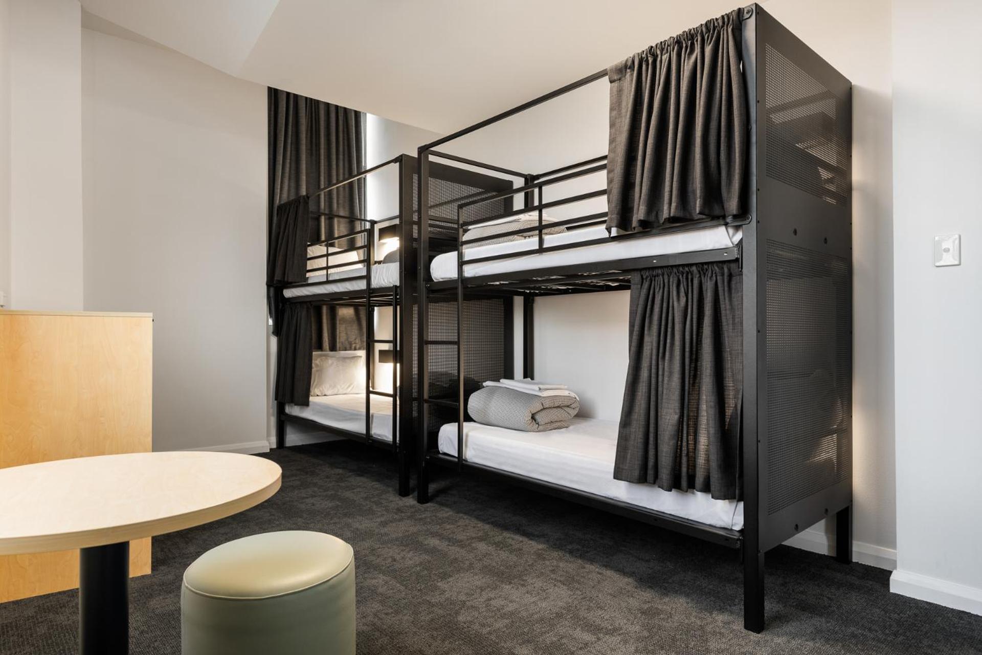 Entire 4 Share Room,1614786642:JPEG
